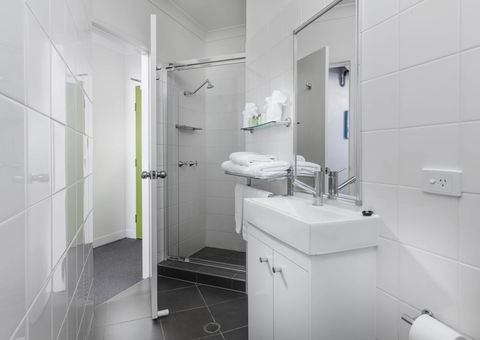 George Williams Hotel - Accommodation Bookings 34