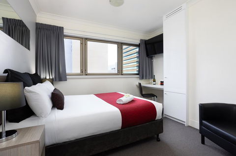 George Williams Hotel - Accommodation Bookings 11