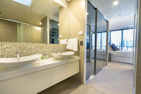 Arena Apartments By CLLIX - Accommodation Bookings 14