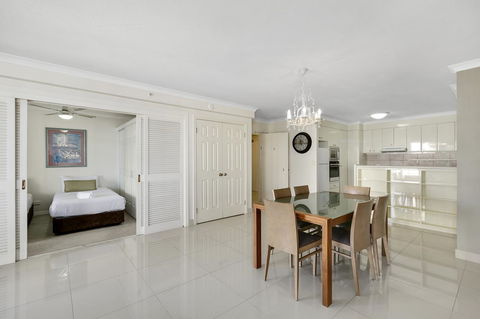 Moroccan Resort - HR Surfers Paradise - Accommodation Bookings 32
