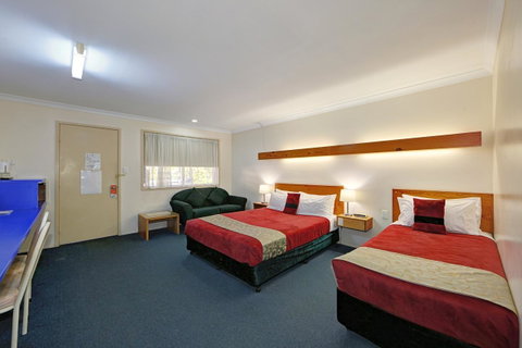Smart Motels Bert Hinkler - Accommodation Bookings 12