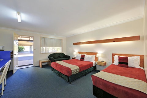 Smart Motels Bert Hinkler - Accommodation Bookings 13