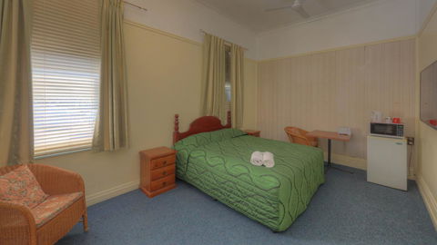 The Park Motel - Accommodation Bookings 1