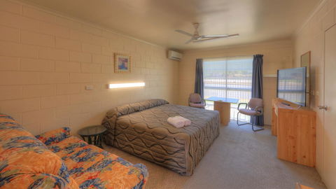 The Park Motel - Accommodation Bookings 33
