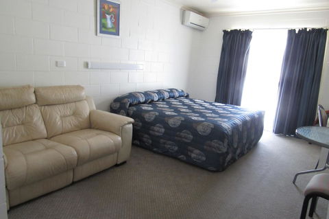 The Park Motel - Accommodation Bookings 3