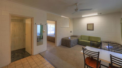 The Park Motel - Accommodation Bookings 25