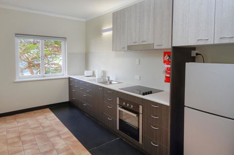 Palm Beach Hotel - Accommodation Bookings 5