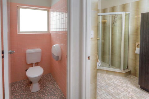 Palm Beach Hotel - Accommodation Bookings 9