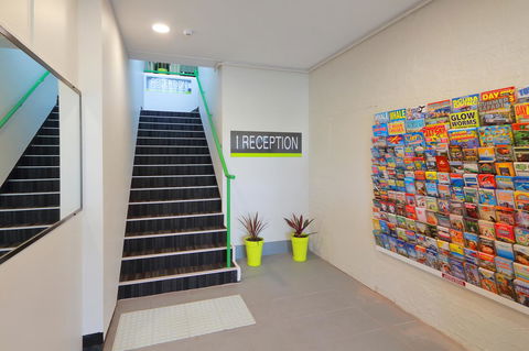 Palm Beach Hotel - Accommodation Bookings 27