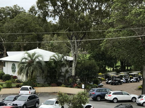 Fairways Golf & Beach Retreat Bribie Island - Accommodation Bookings 12