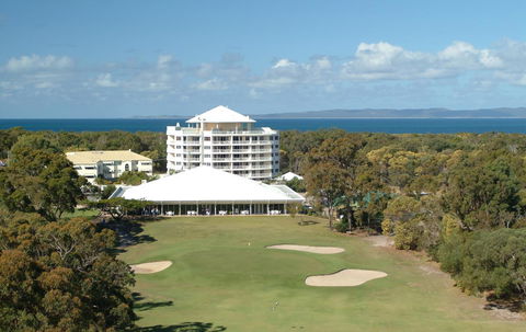 Fairways Golf & Beach Retreat Bribie Island - Accommodation Bookings 10