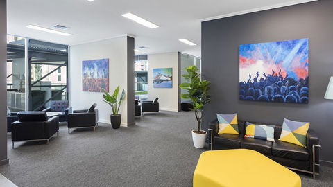 Oaks Brisbane Festival Suites - Accommodation Bookings 11