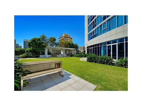 H Star Residences-- Paradise Stayz - Accommodation Bookings 7