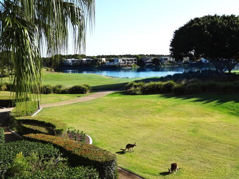 Waterfront Resort Villa With Buggy - Accommodation Bookings 3