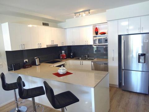 Waterfront Resort Villa With Buggy - Accommodation Bookings 5