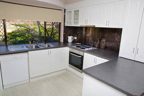 Grangewood Court Apartments - Accommodation Bookings 1
