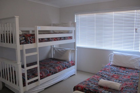 Grangewood Court Apartments - Accommodation Bookings 25