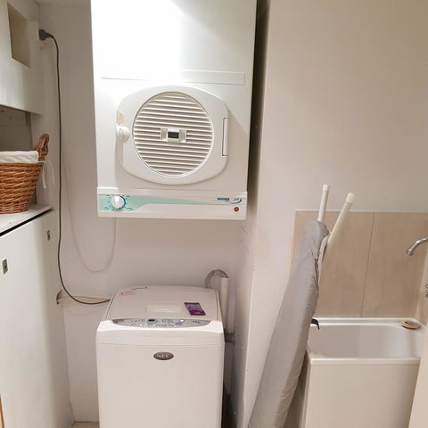 Gemini Court Holiday Apartments - Accommodation Bookings 27