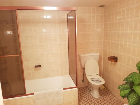 Gemini Court Holiday Apartments - Accommodation Bookings 43