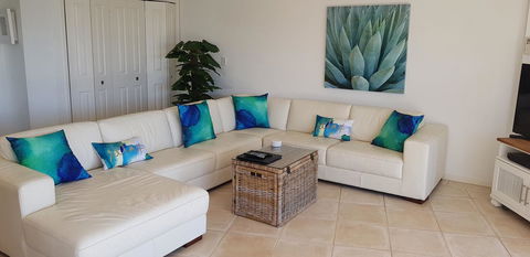 Gemini Court Holiday Apartments - Accommodation Bookings 24
