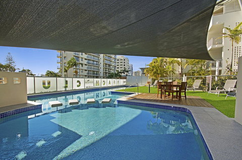 Beach Club Resort Mooloolaba - Accommodation Bookings 13