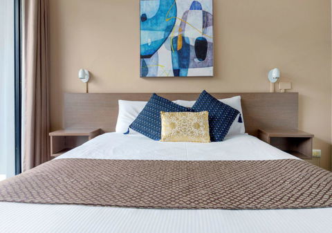 The Metropolitan Spring Hill - Accommodation Bookings 19
