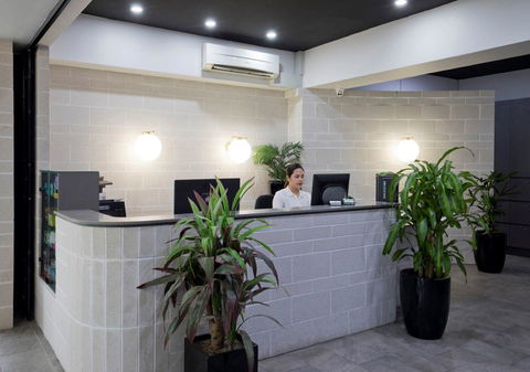 The Metropolitan Spring Hill - Accommodation Bookings 4