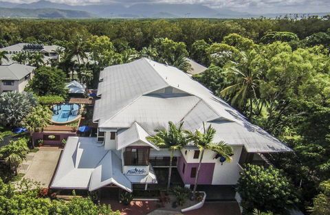 Freestyle Resort Port Douglas - Accommodation Bookings 13