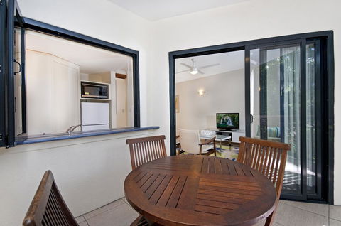 Freestyle Resort Port Douglas - Accommodation Bookings 14