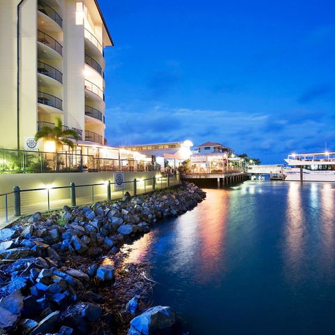 Mantra Hervey Bay - Accommodation Bookings 13