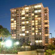 Burleigh Beach Tower - Accommodation Bookings 16