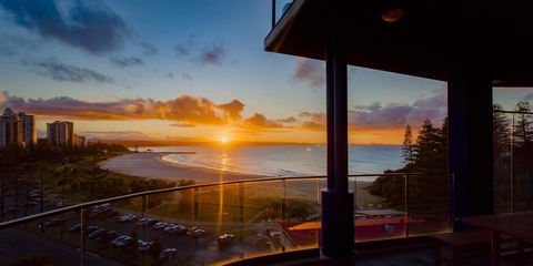 Komune Resort And Beach Club Greenmount Beach - Accommodation Bookings 10