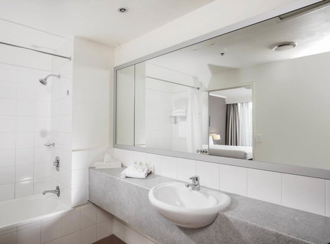 Hotel Indigo Brisbane City Centre, An IHG Hotel - Accommodation Bookings 1