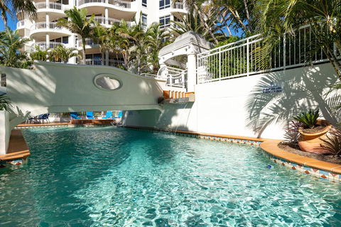 ULTIQA Burleigh Mediterranean Resort - Accommodation Bookings 12