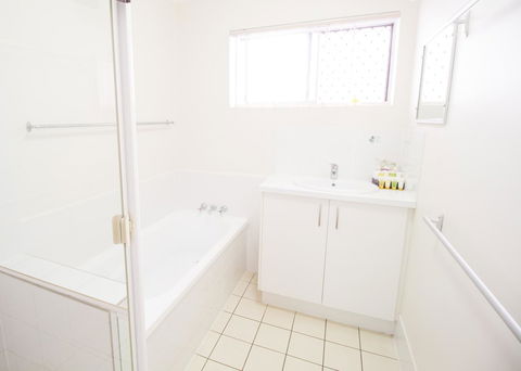 Aabon Apartments & Motel - Accommodation Bookings 21