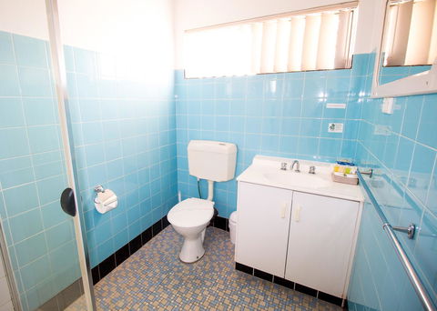 Aabon Apartments & Motel - Accommodation Bookings 13