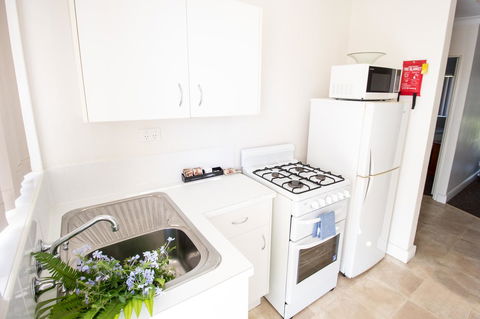 Aabon Apartments & Motel - Accommodation Bookings 31