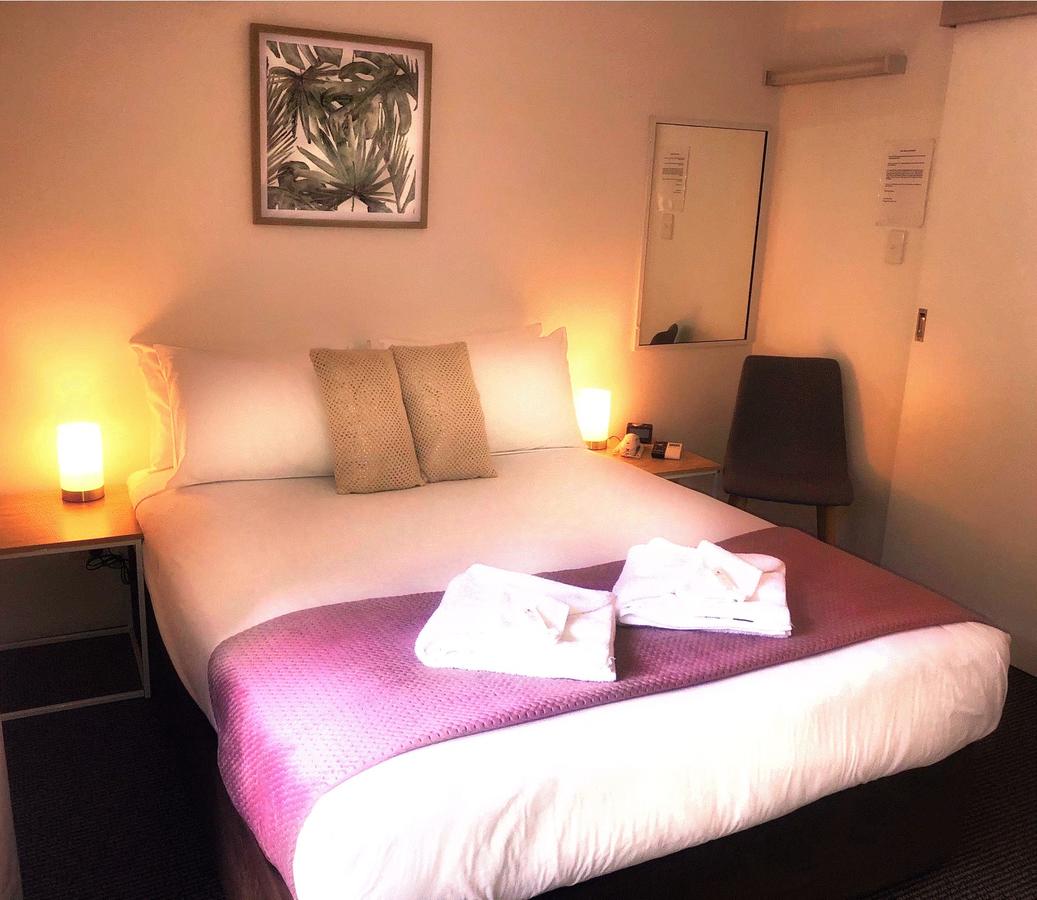 Wooloowin QLD Accommodation Bookings