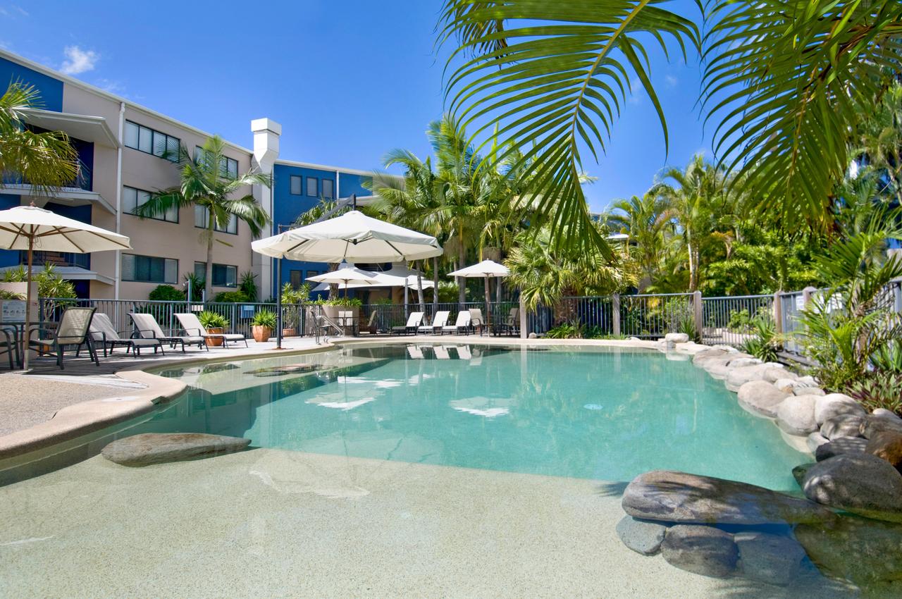 Dicky Beach QLD Accommodation Bookings