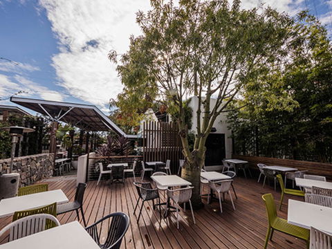 Eatons Hill Hotel - Accommodation Bookings 36