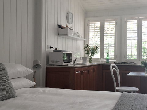 Halcyon On Bardon - Accommodation Bookings 0