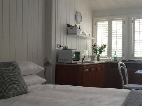 Halcyon On Bardon - Accommodation Bookings 8