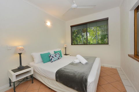 Seascape Holidays - Coral Apartments - Accommodation Bookings 7