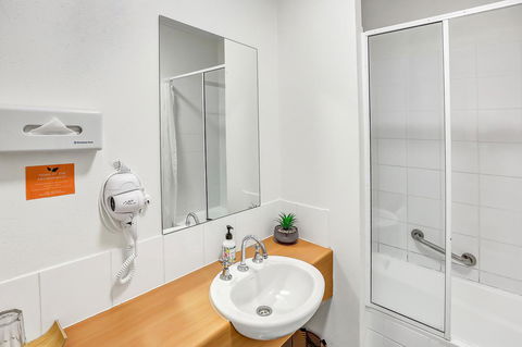 Coral Tree Inn - Accommodation Bookings 33