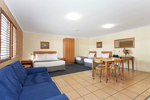 Windmill Motel & Events Centre - Accommodation Bookings 14