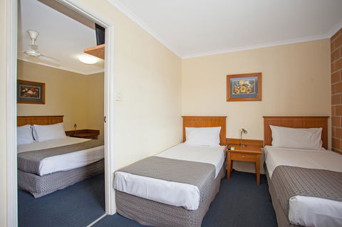 Windmill Motel & Events Centre - Accommodation Bookings 3