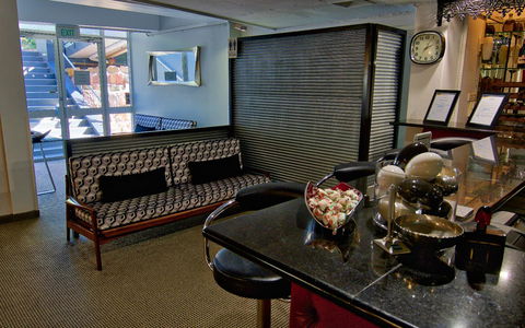 Soho Brisbane - Accommodation Bookings 14