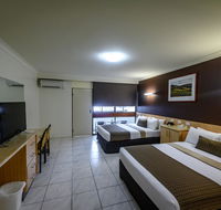 Reef Gateway Hotel