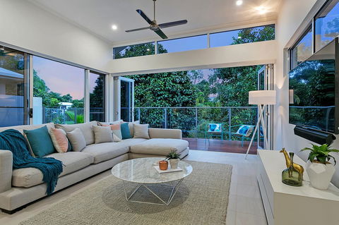 Oceans Edge Holiday Home - Accommodation Bookings 2