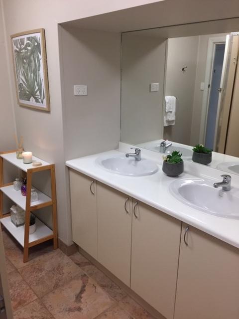 Malanda Manor Guesthouse - Accommodation Bookings 11